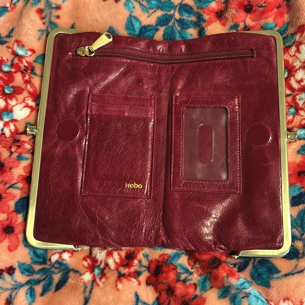 HOBO Lauren Clutch Wallet - Embroidered Plum - Picture 5 of 15